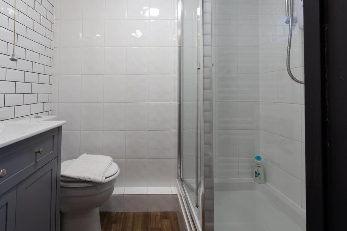 Holiday home The Marina Retreat -free Parking *