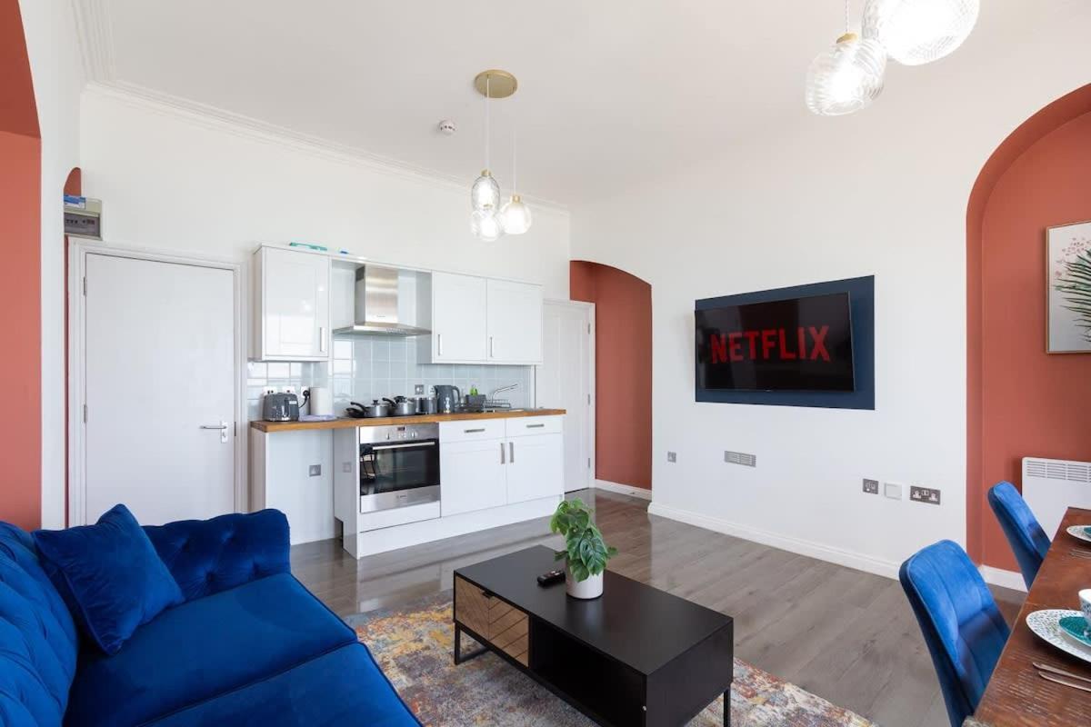 Apartment Sea View - 1 Bedroom Flat *