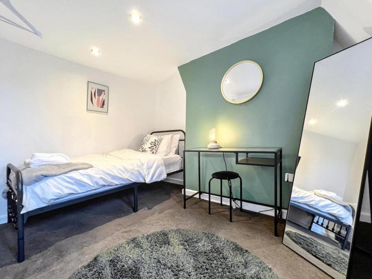 The Seaside Snug Apartment