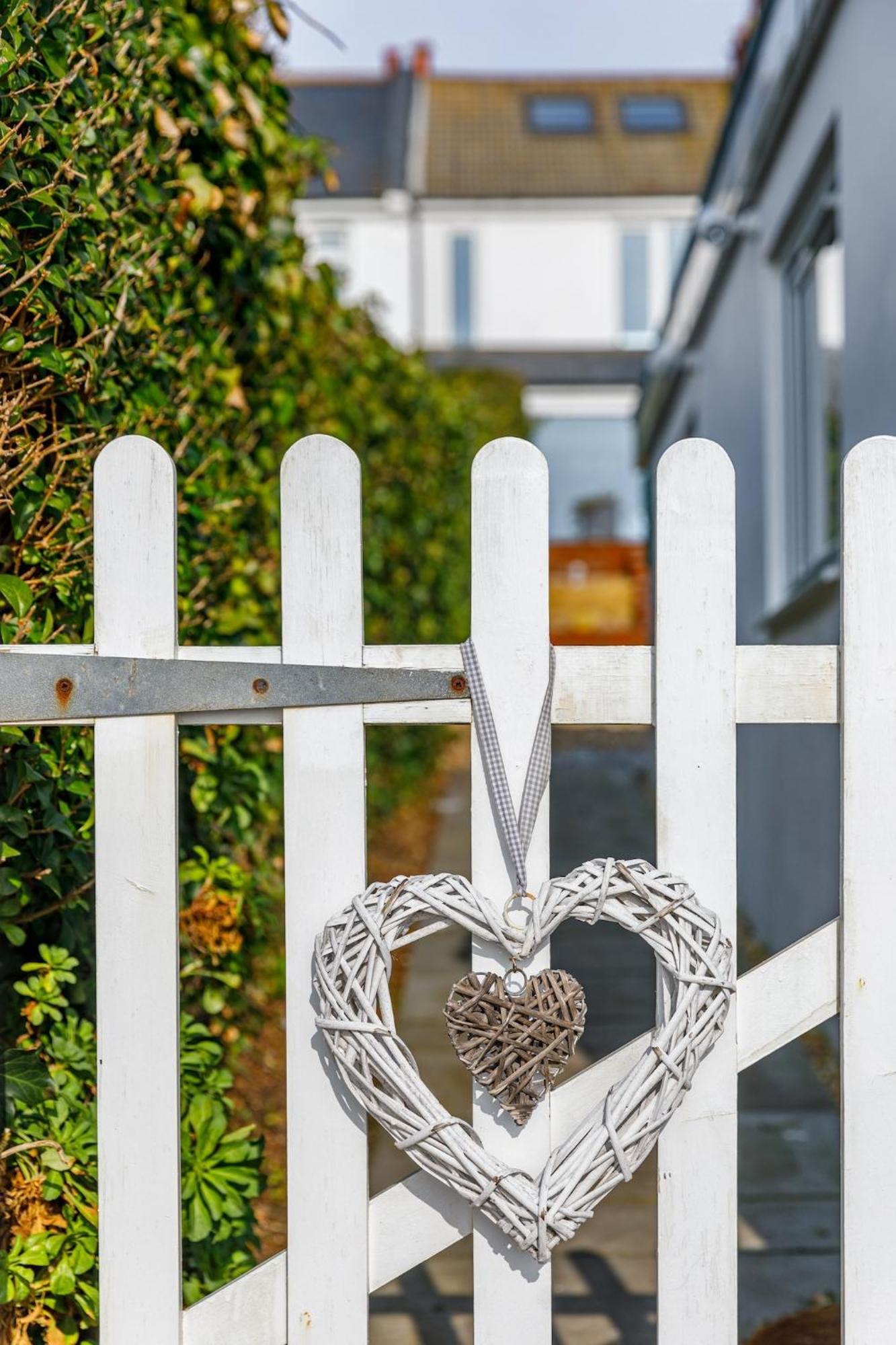 Holiday home Wave Watcher- 4 Bed Sea View