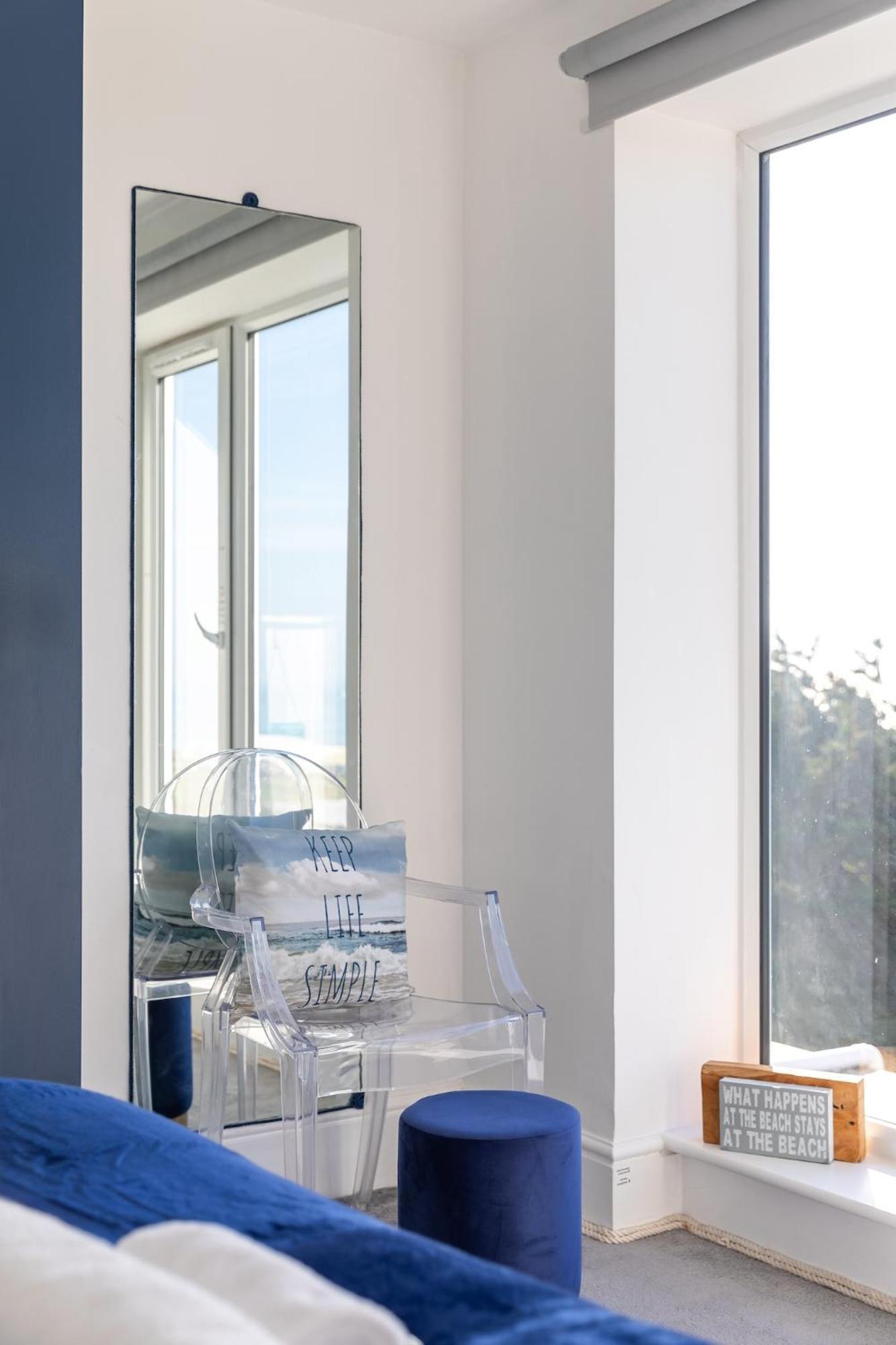 Wave Watcher- 4 Bed Sea View Holiday home Brighton