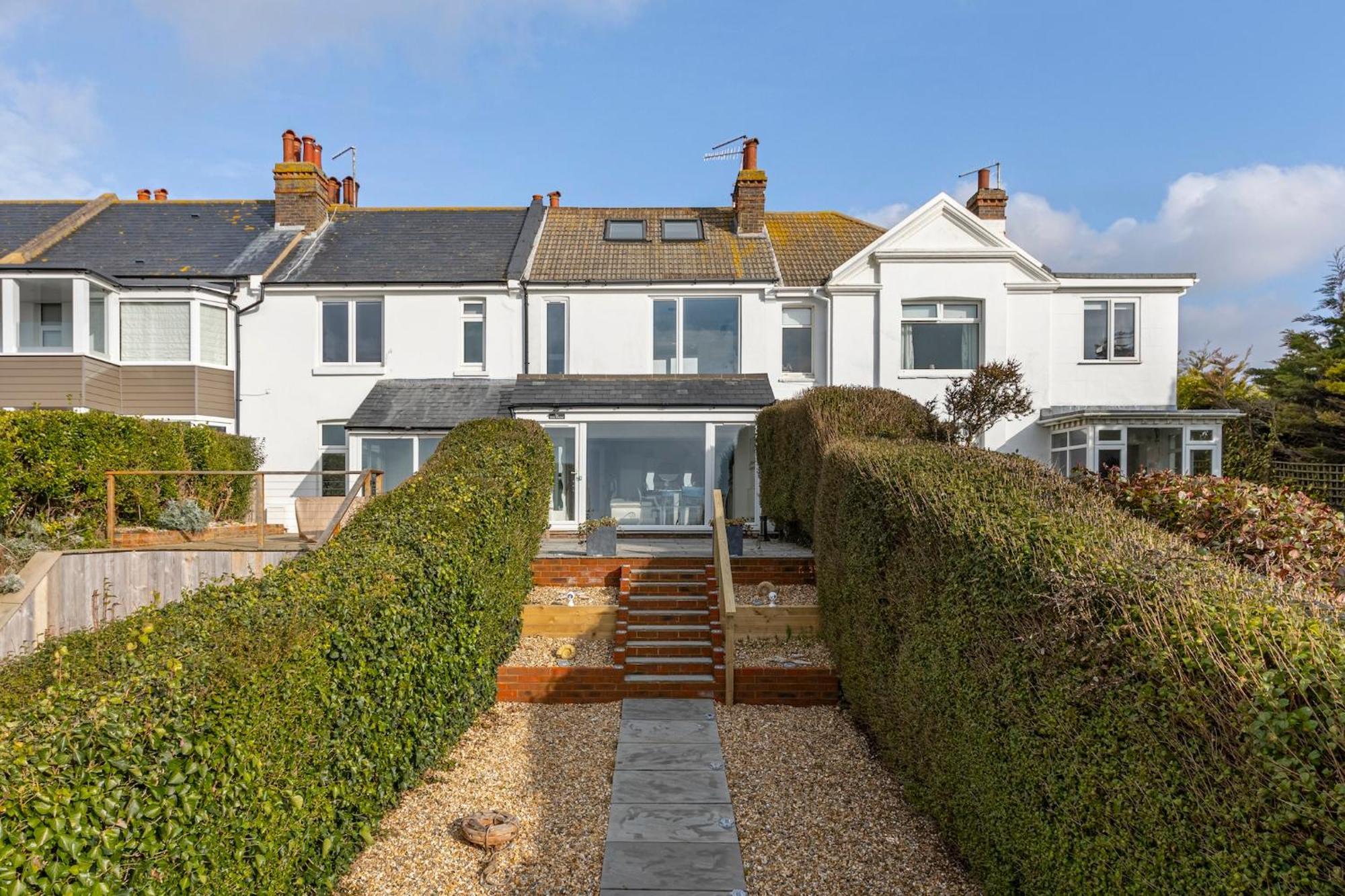 Holiday home Wave Watcher- 4 Bed Sea View *