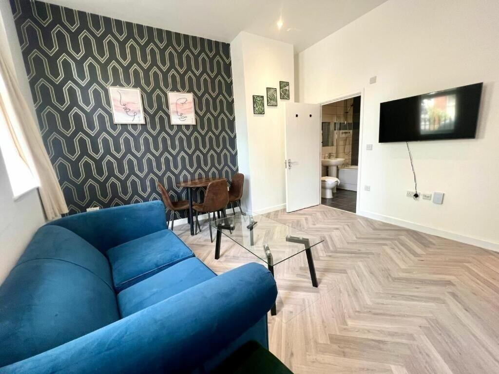Modern Flat Near Centre Apartment *