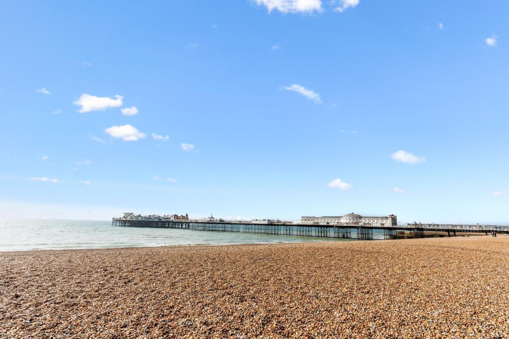 Modern 3 Bedroom Maisonette In Centre, 2 Minutes From Sea Front, Lanes And Palace Pier Apartment Brighton