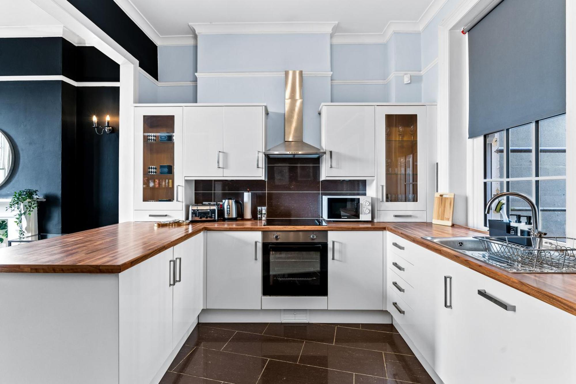 Apartment Modern 3 Bedroom Maisonette In Centre, 2 Minutes From Sea Front, Lanes And Palace Pier Brighton