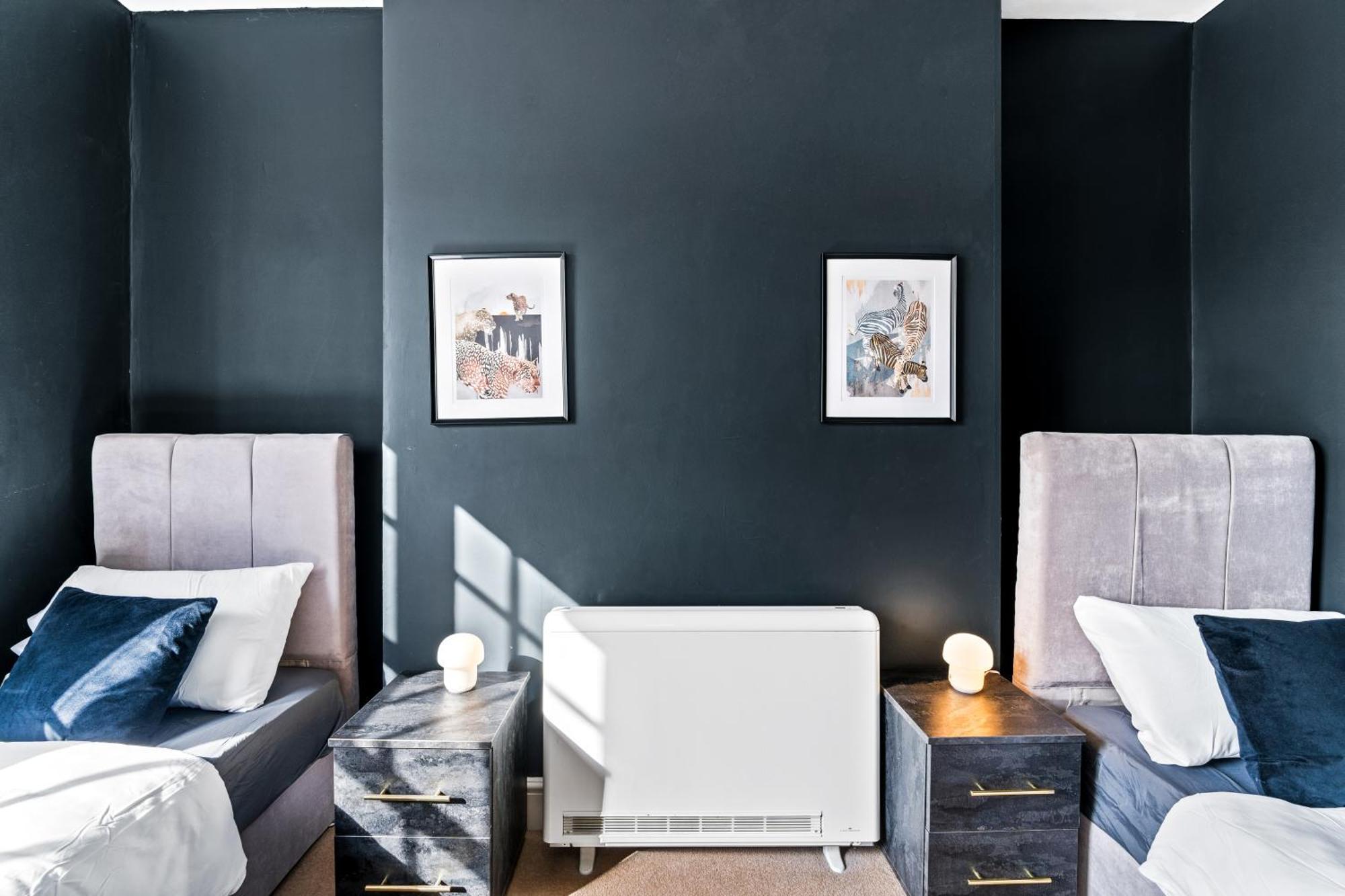 Apartment Modern 3 Bedroom Maisonette In Centre, 2 Minutes From Sea Front, Lanes And Palace Pier