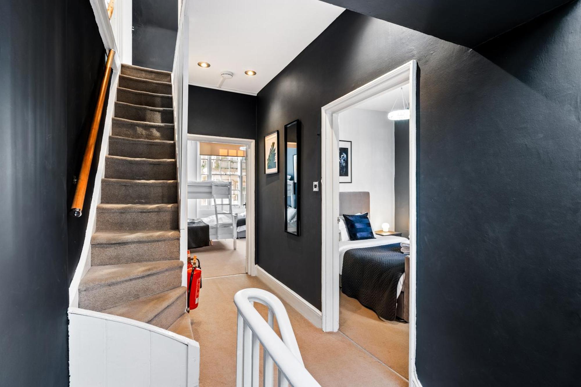 Apartment Modern 3 Bedroom Maisonette In Centre, 2 Minutes From Sea Front, Lanes And Palace Pier Brighton