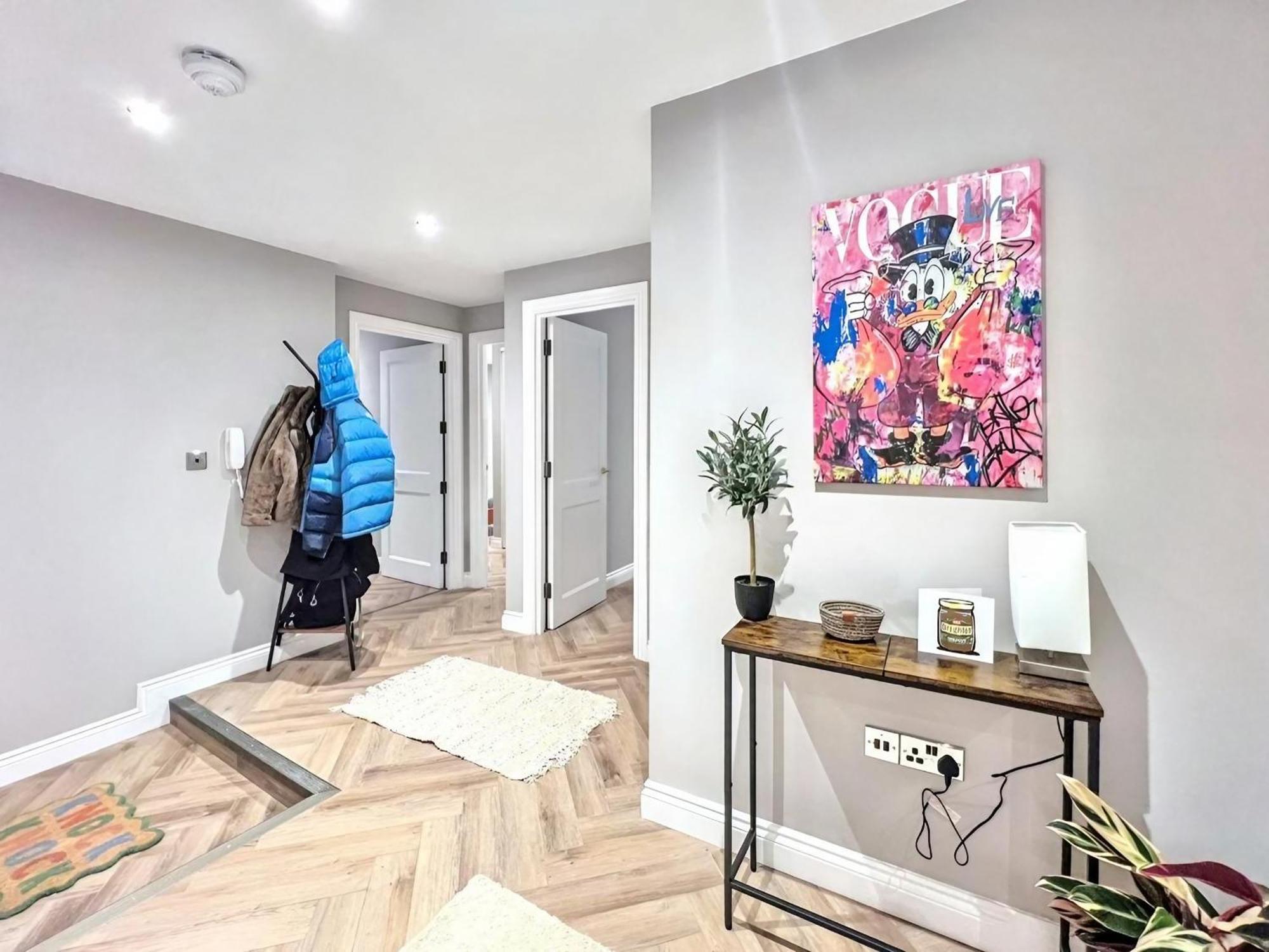 Bright & Modern 3-bed * Brighton