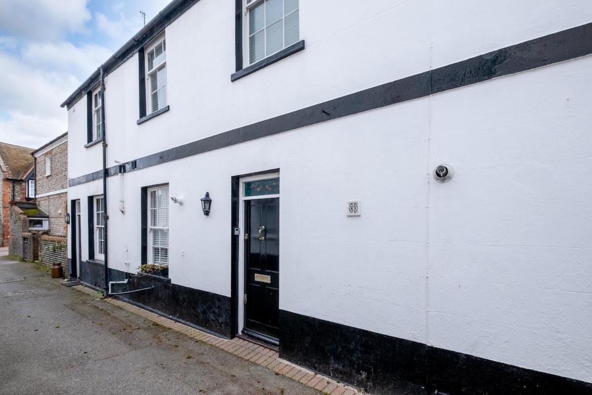 Holiday home Beautiful Mews *