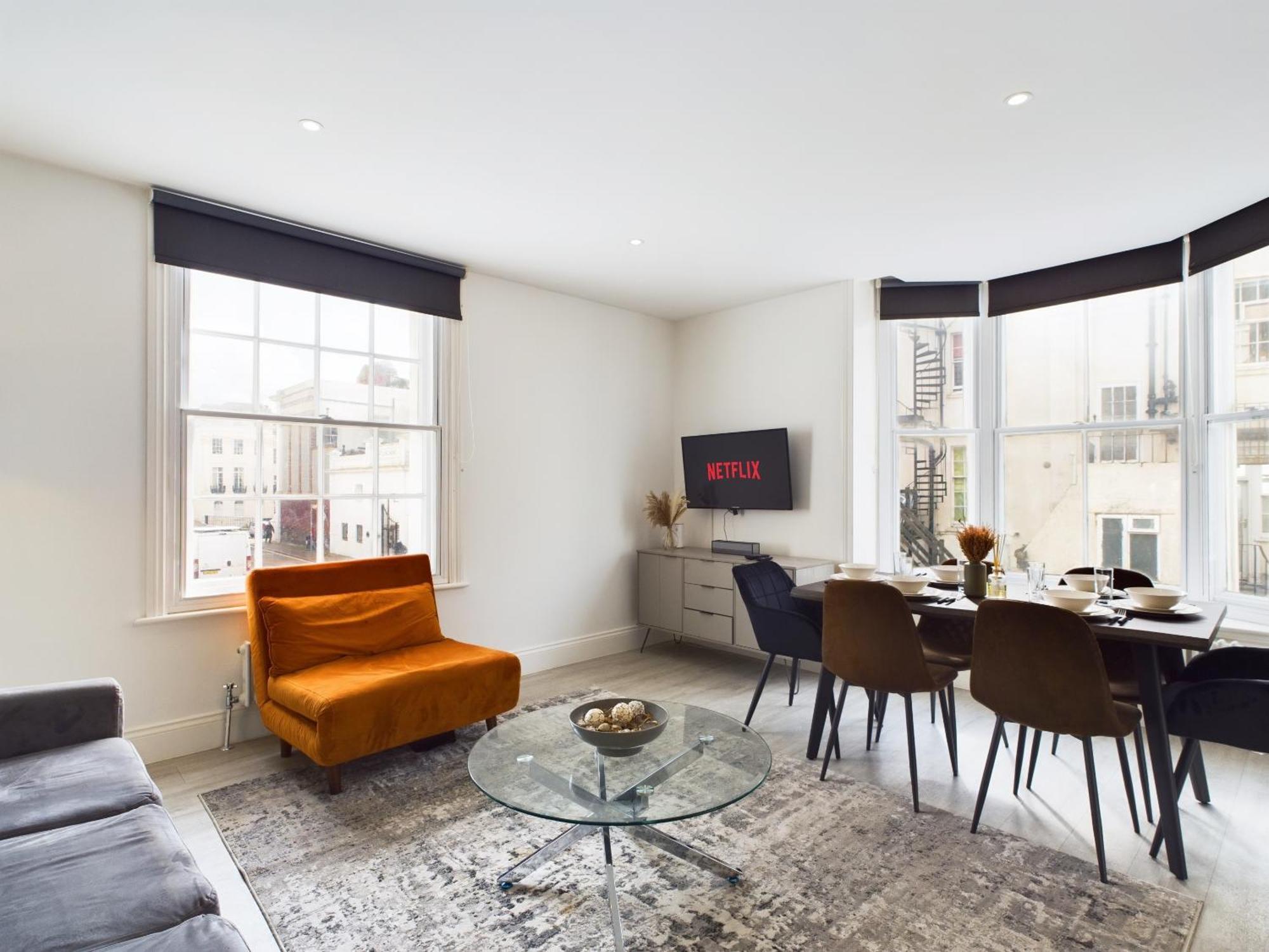 5 Beds - Contractors - Kemptown - Sleeps 7 Apartment *