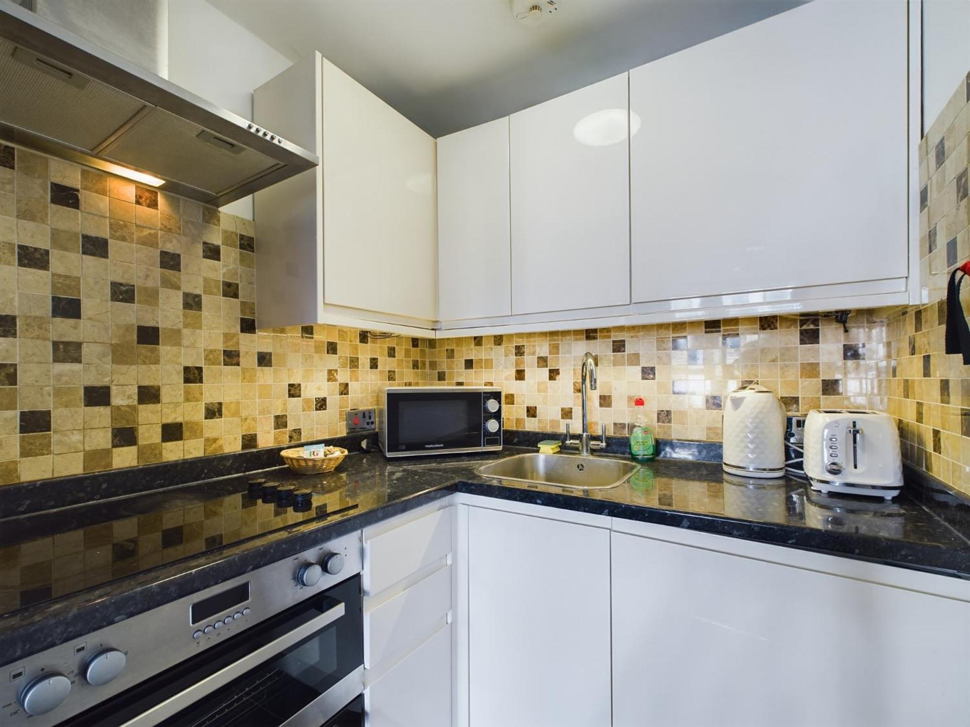 Two Bedroom By Brookland Serviced Short Lets & With Free Wifi *