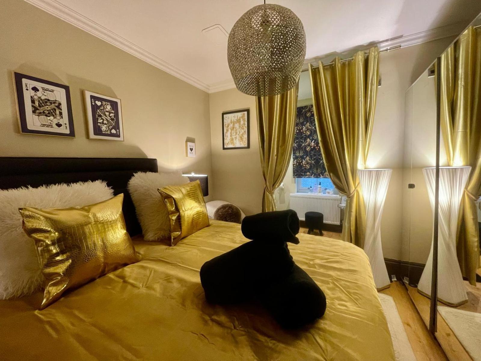 Fantastic Naughty Corner Apartment
