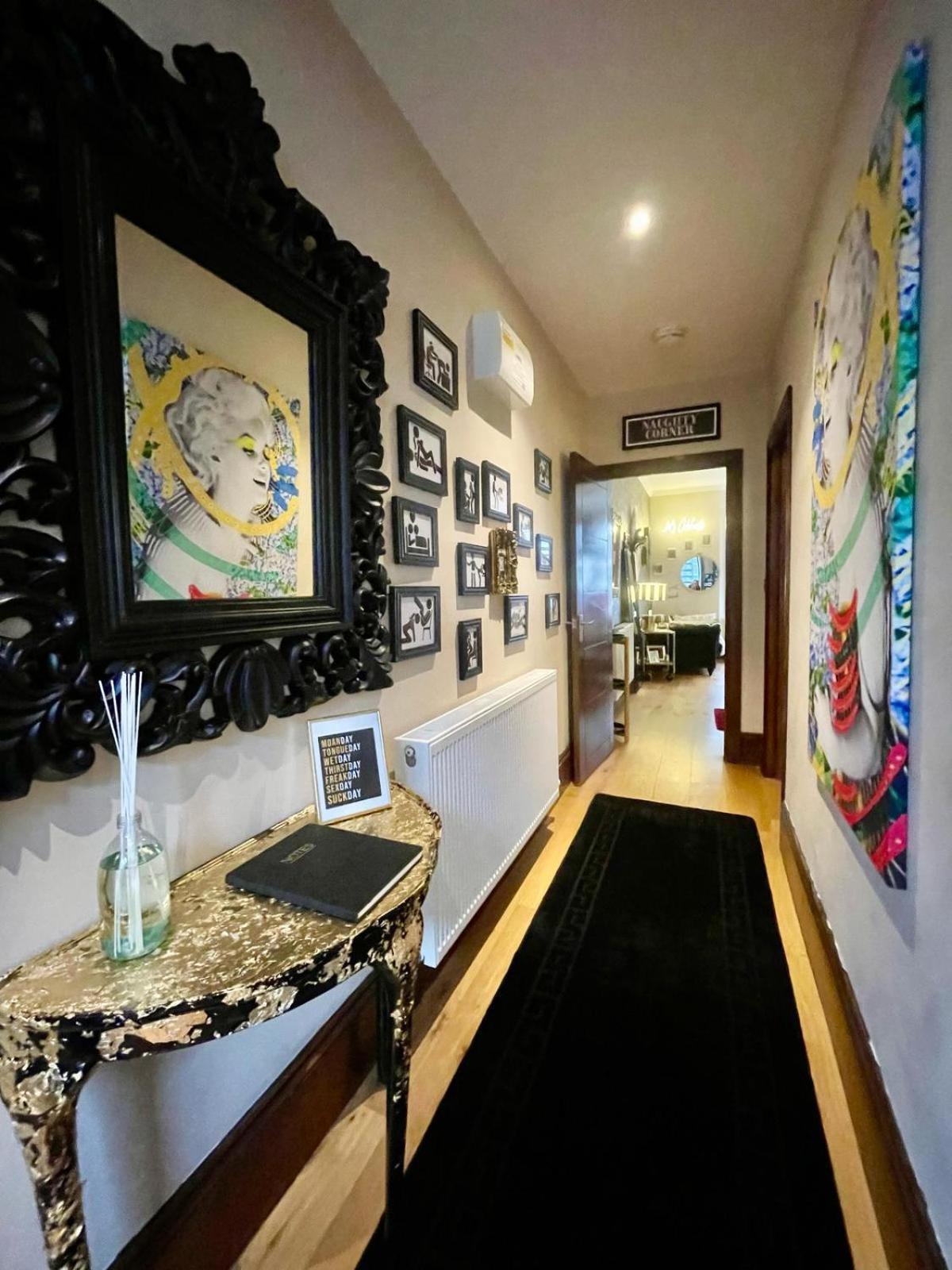 Apartment Fantastic Naughty Corner Brighton