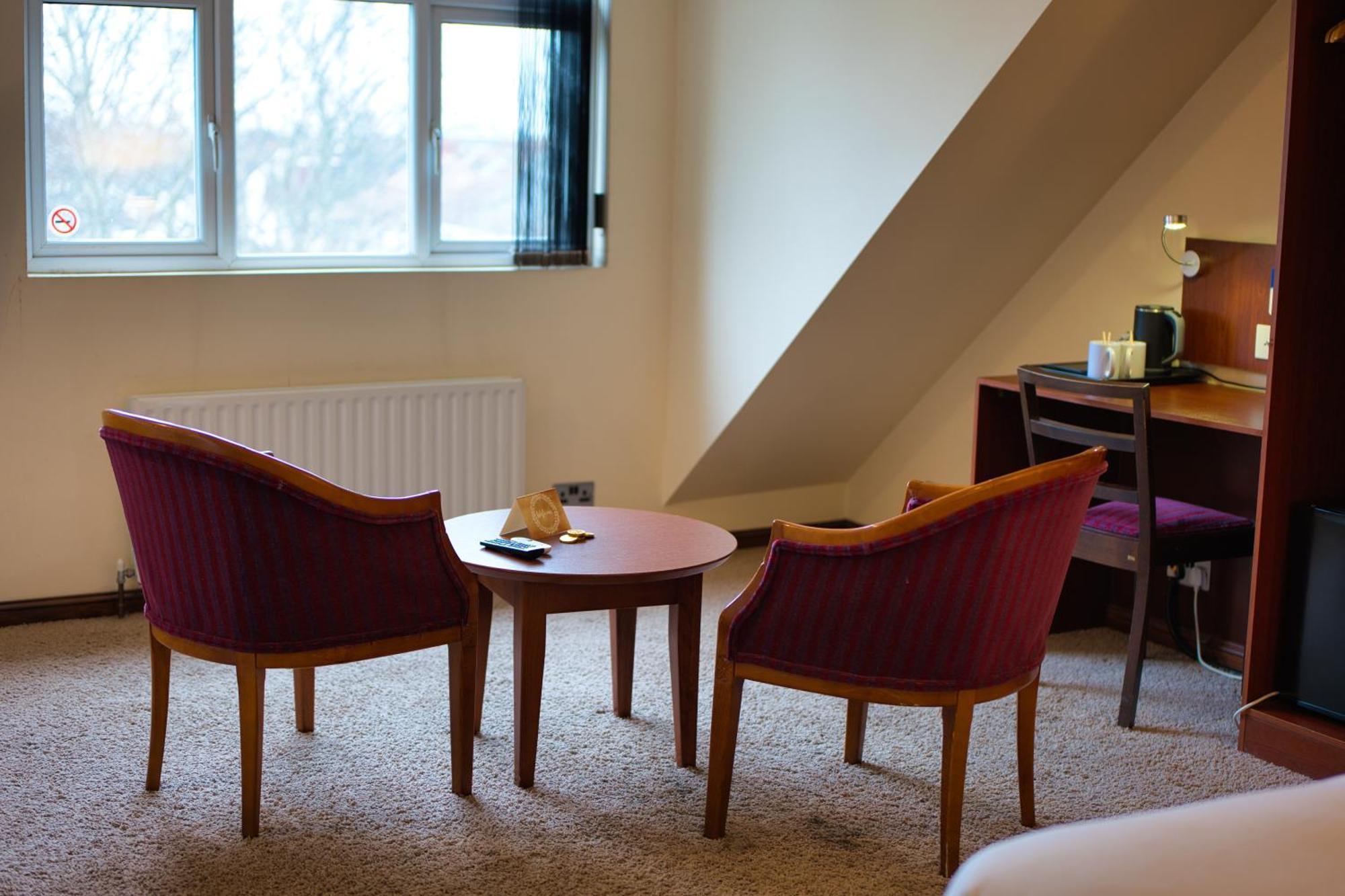 Clifton House 3*