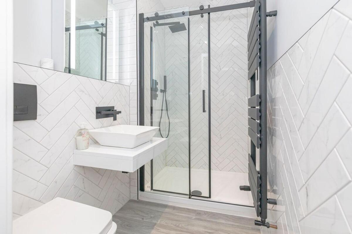 Bloomsaway Seafront One Bedroom Bn133duk02