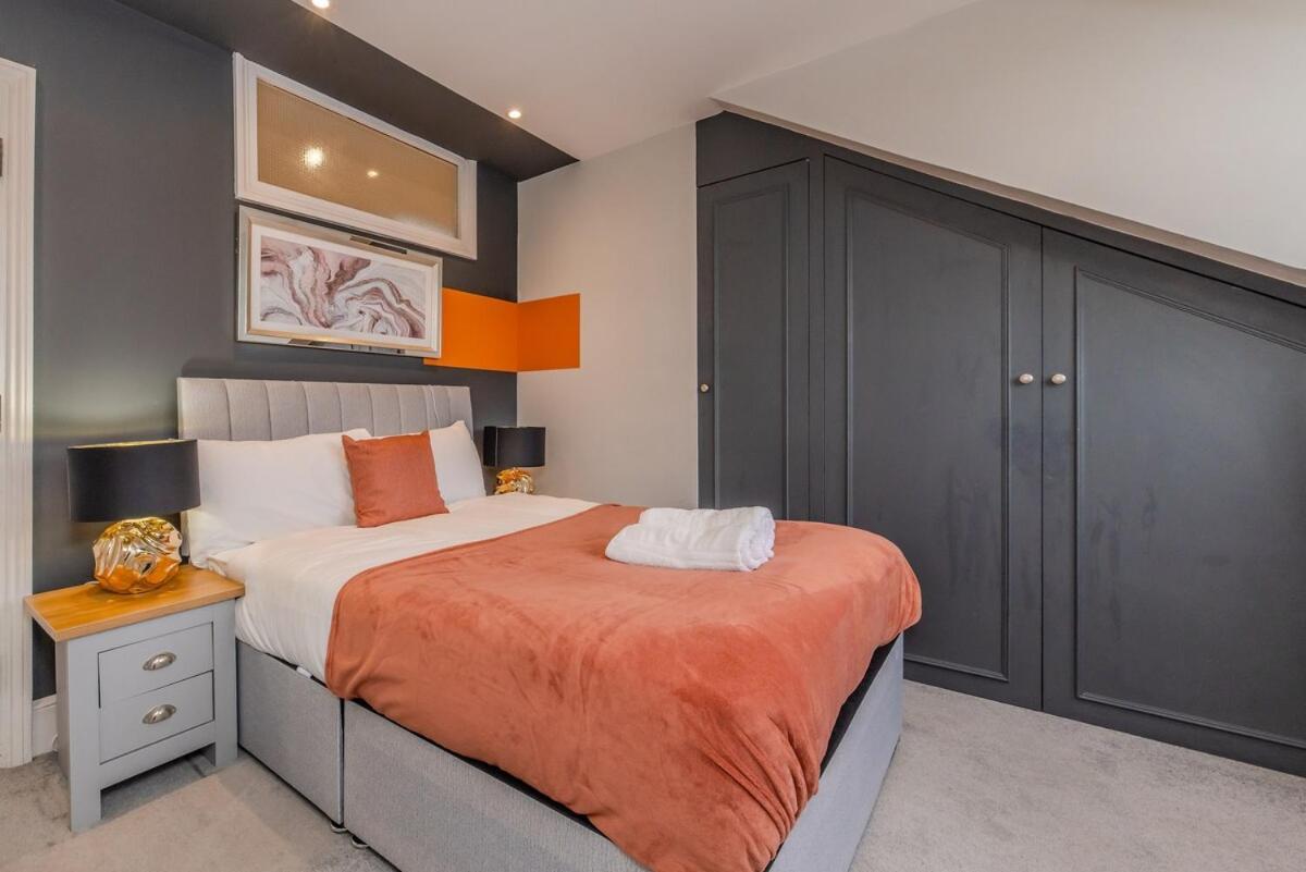 2 Bedroom Flat With Sea View And Free Parking Apartment Brighton