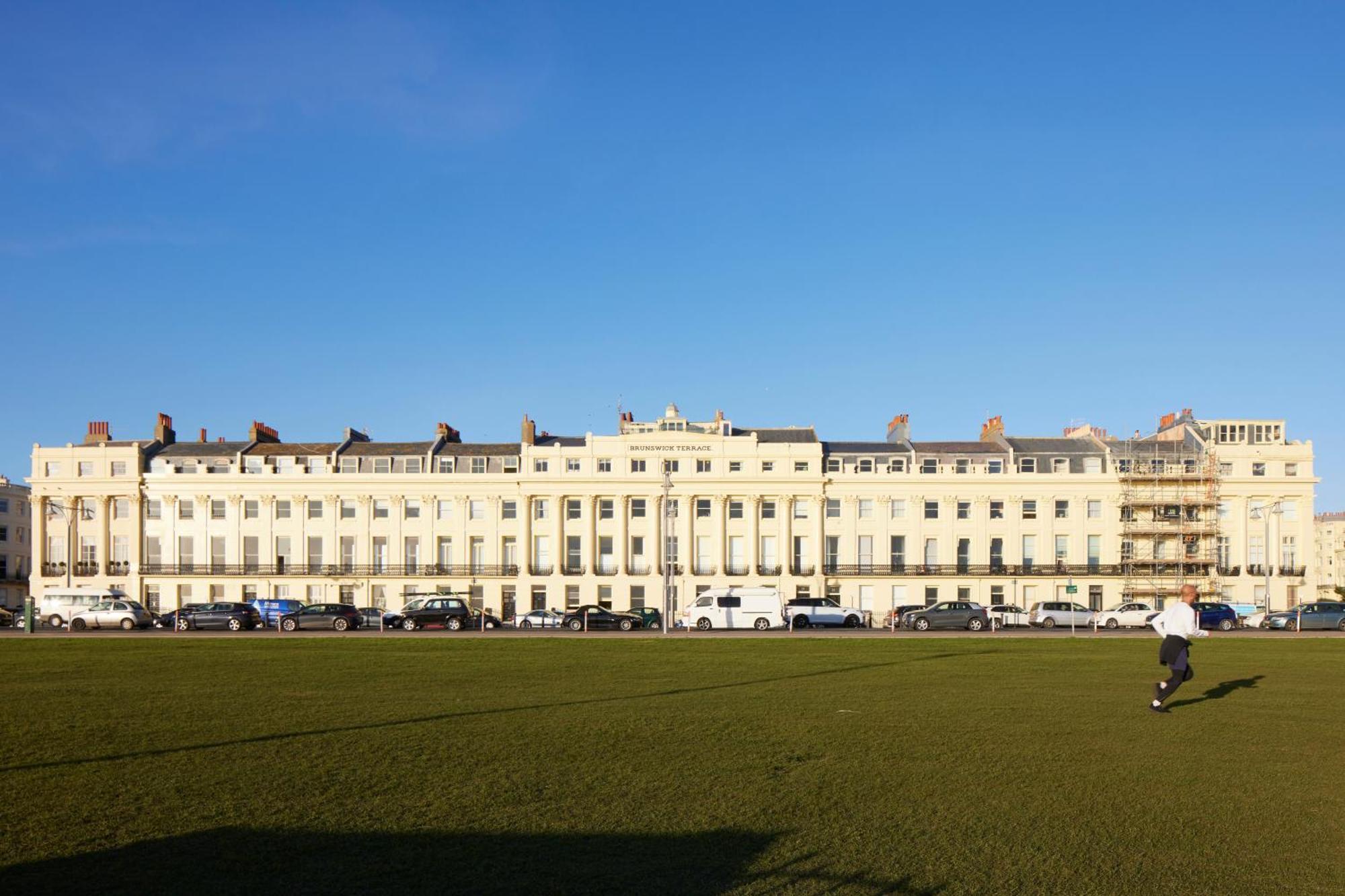 Lansdowne House * Brighton