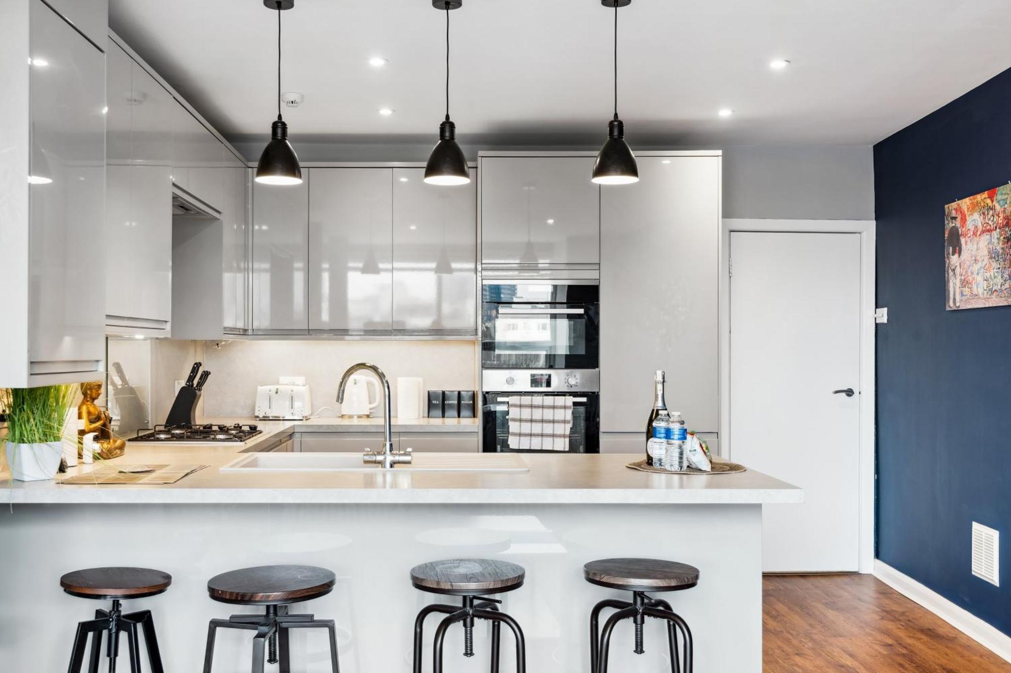 'bright Gem By The Sea' Premium 2 Bedroom Flat Apartment