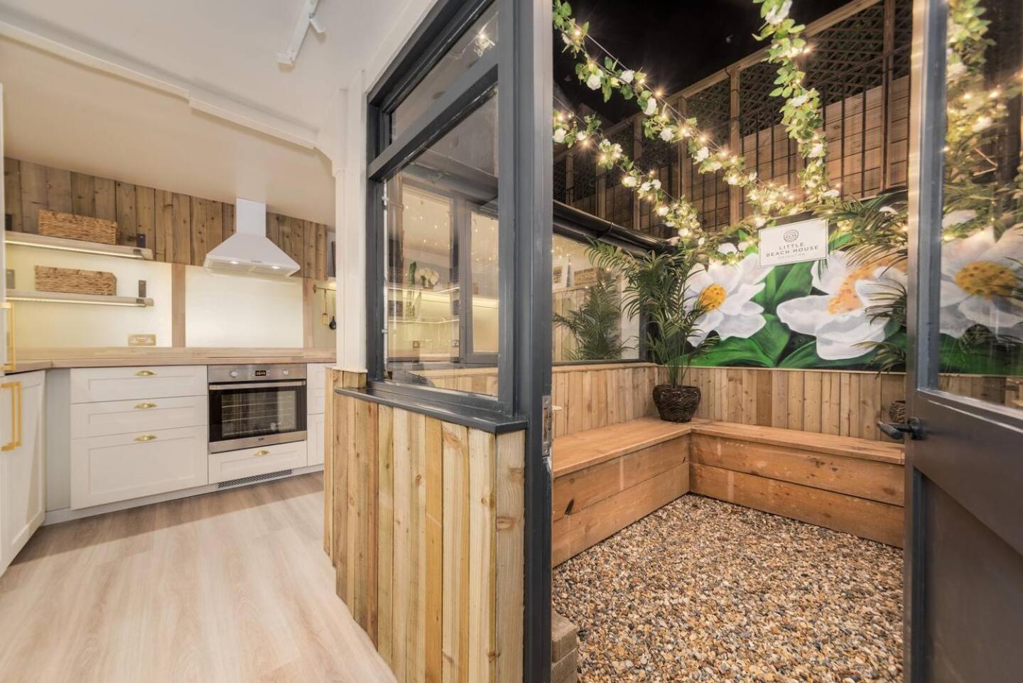 Holiday home Little House - Swanky Scandi Style