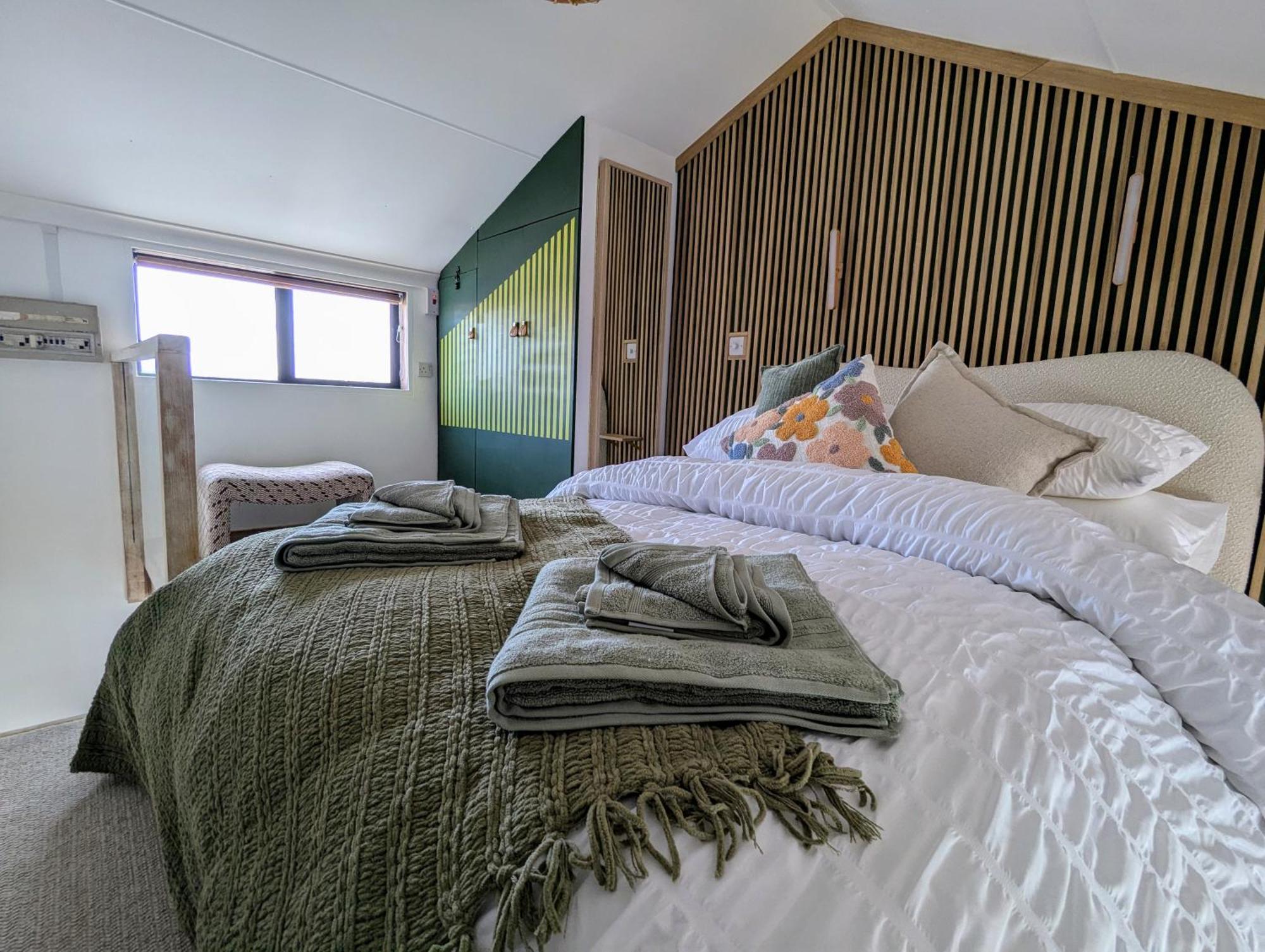 Chalet Tinytin On The Ocean *