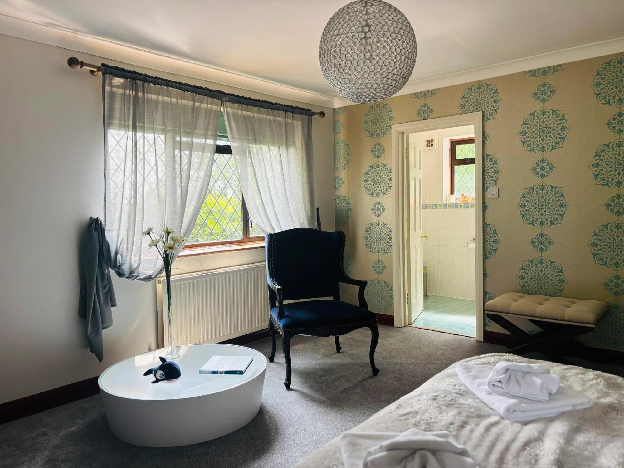 Maison Spacieuse Pour Famille Pres De Avec Jardin Brighton