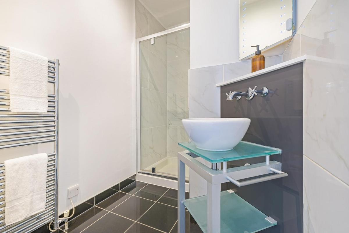 Lanes - Sleeps 5 Apartment