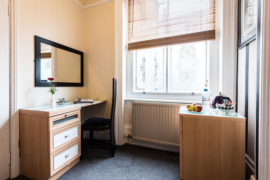 Paskins Town House Bed & Breakfast Brighton