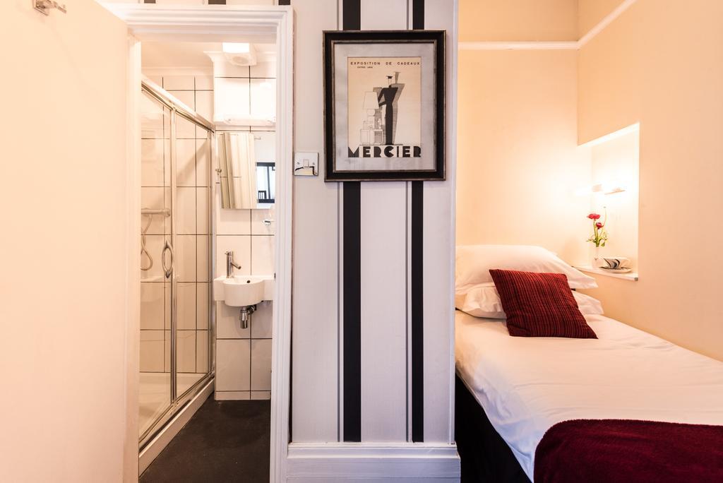 Paskins Town House 3*