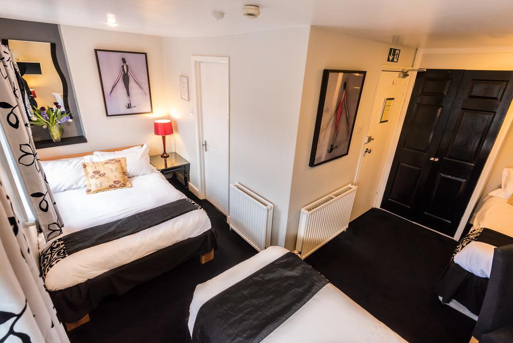 Paskins Town House Bed & Breakfast 3*