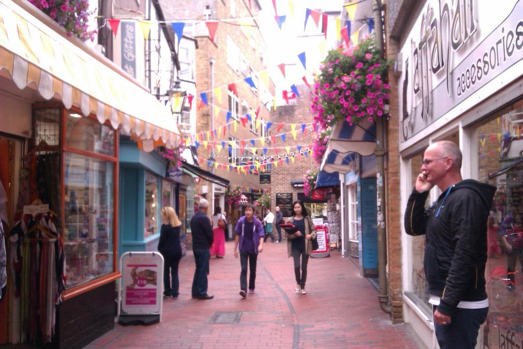 Backpackers Brighton