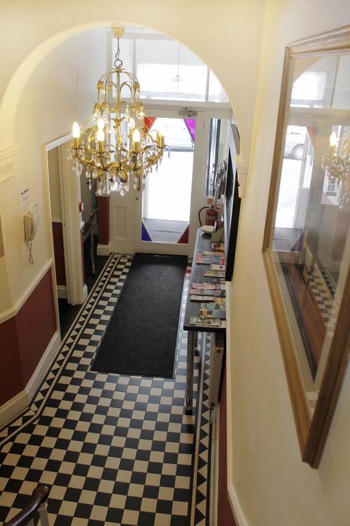 Kempfield House