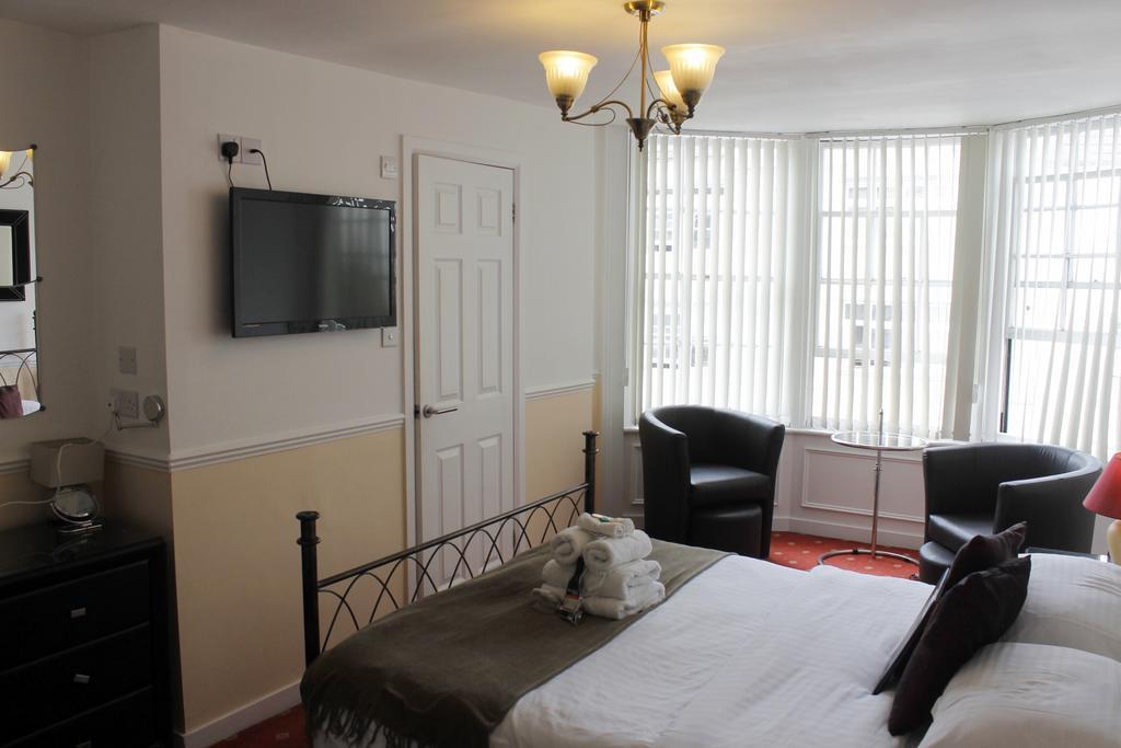 Kempfield House