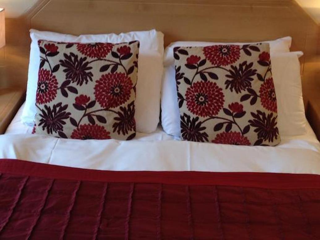 The Gullivers Hotel
