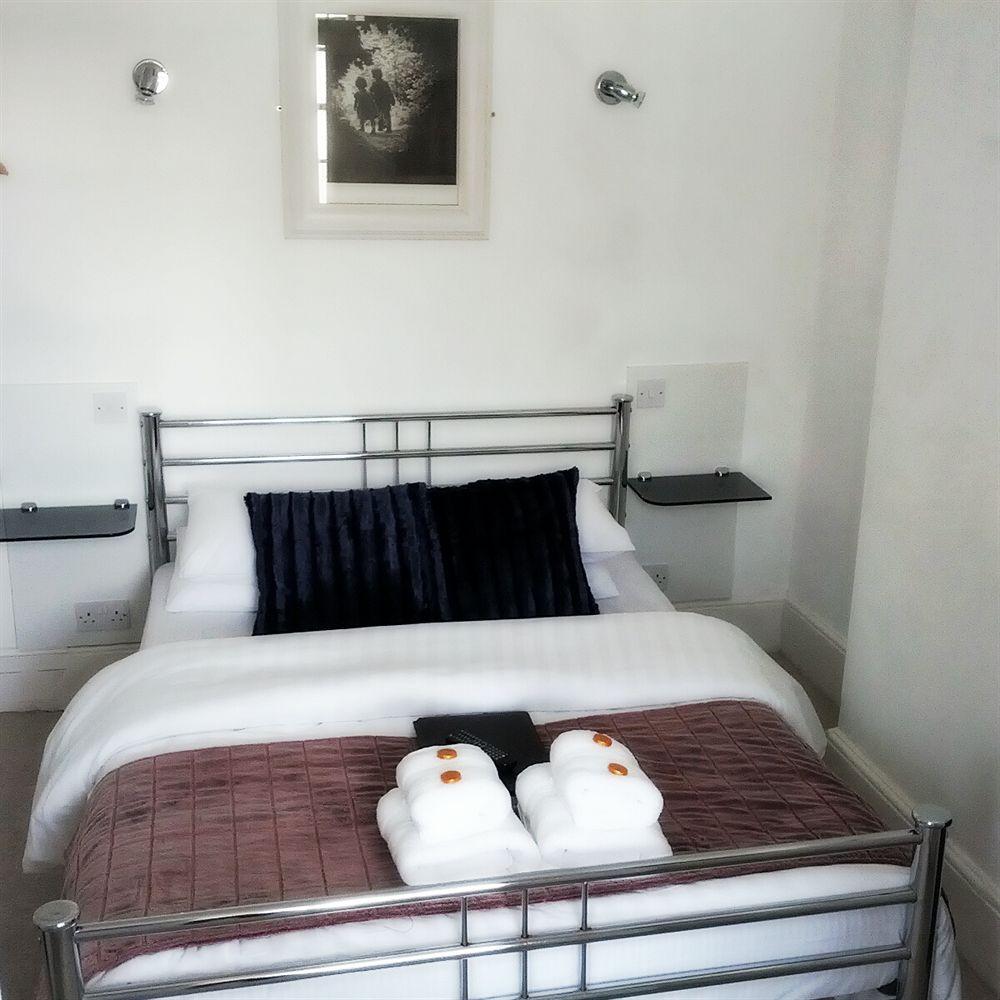 Lichfield House 4*