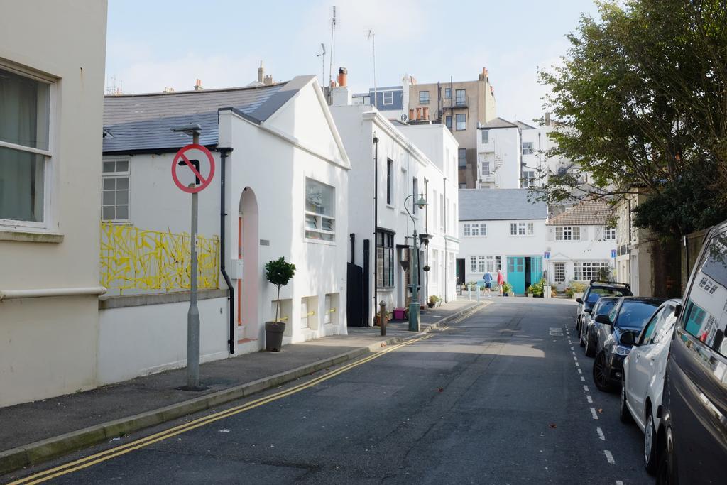Brunswick * Brighton