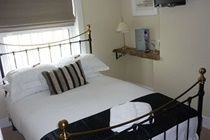 27 4* Brighton