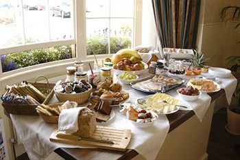 Bed & Breakfast House 4*