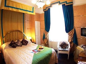 Pavilions Hotel