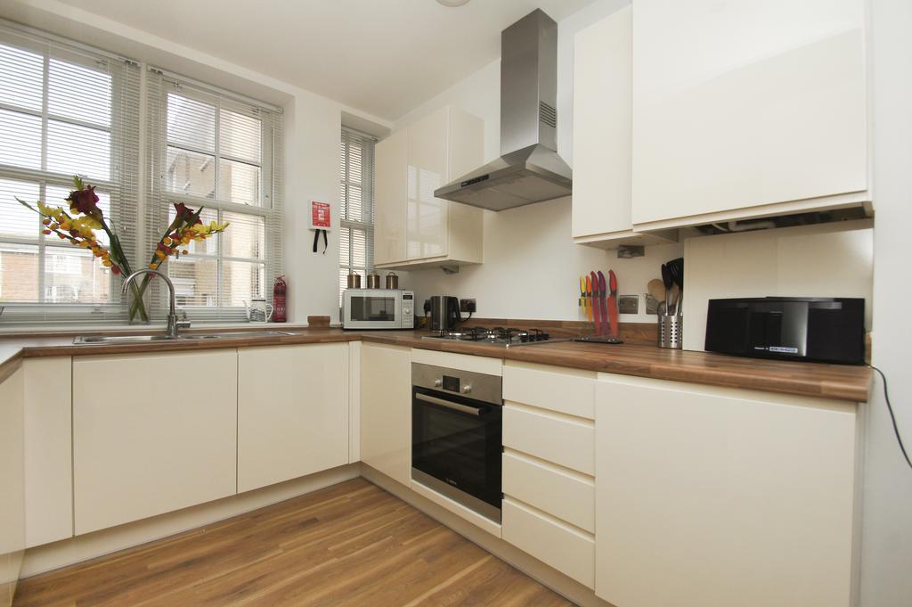 The Lees Apartment