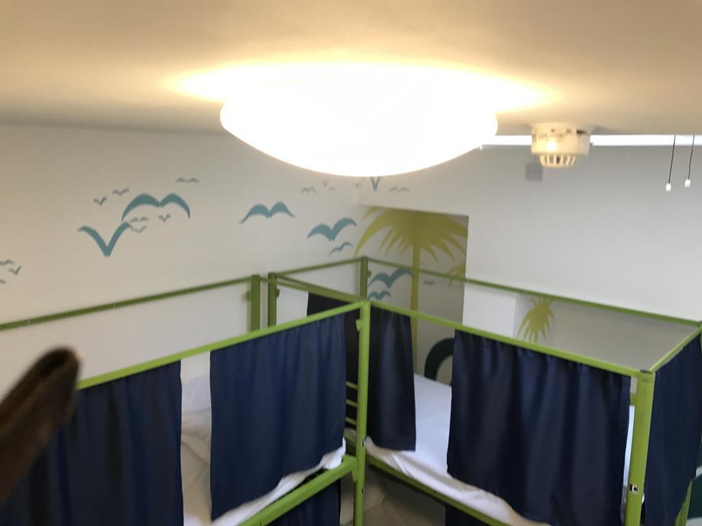 Backpackers Hostel *
