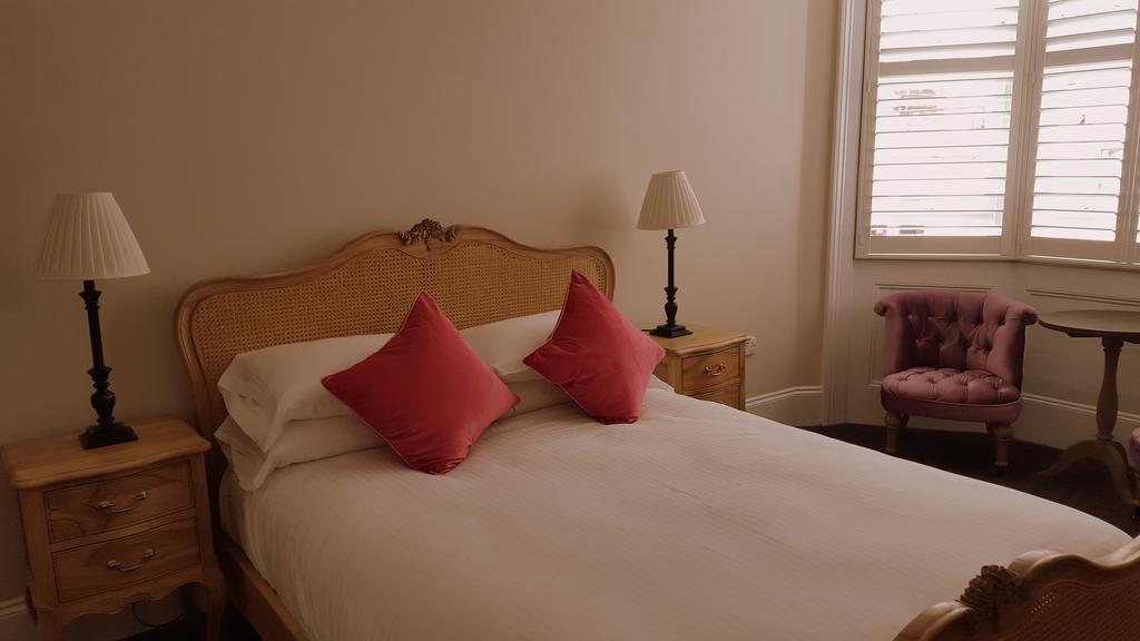 Hotel Red Blue
