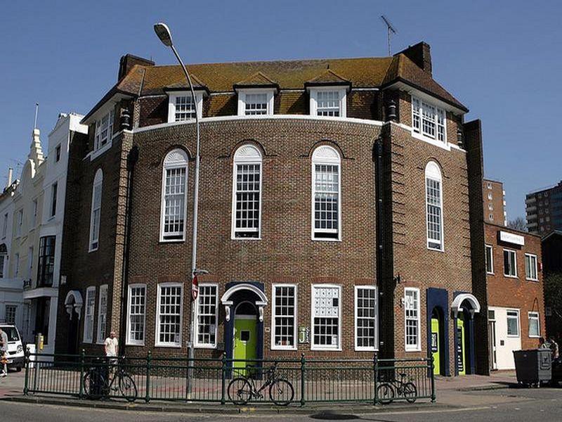 Backpackers Hostel *