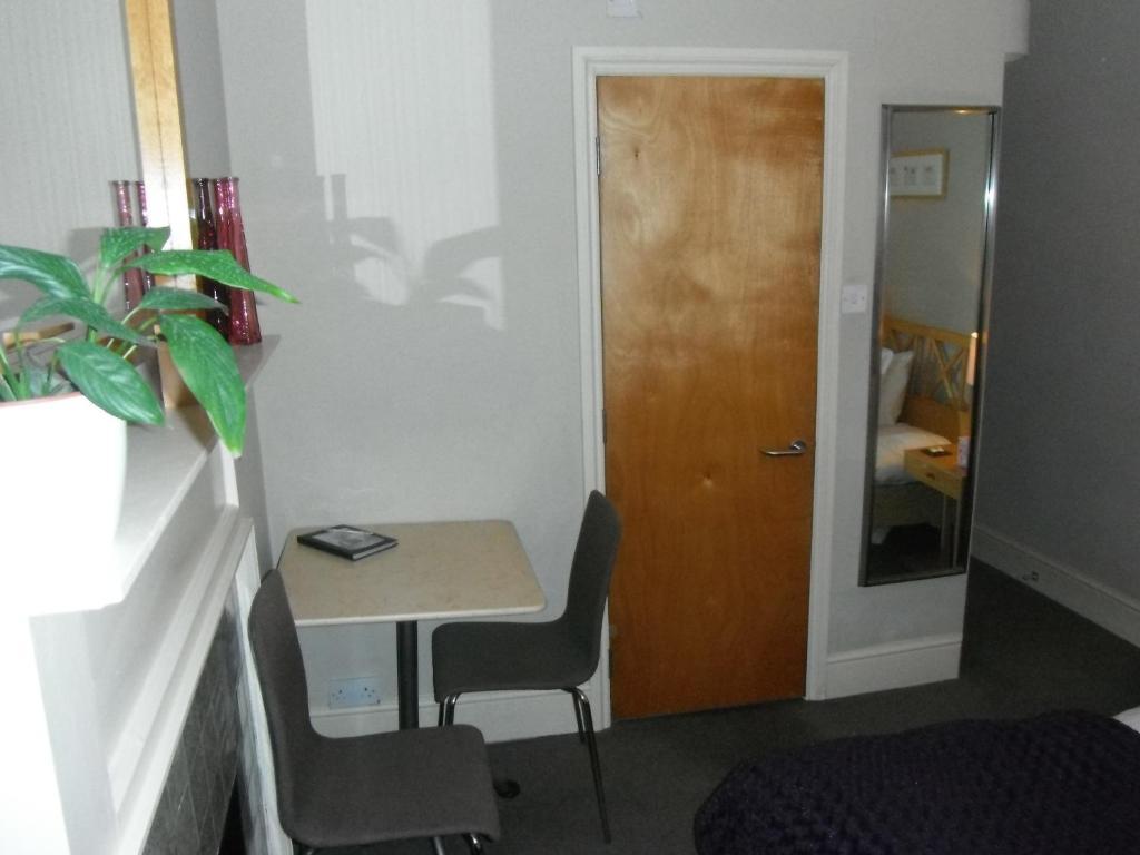 Guest house Amherst 3*
