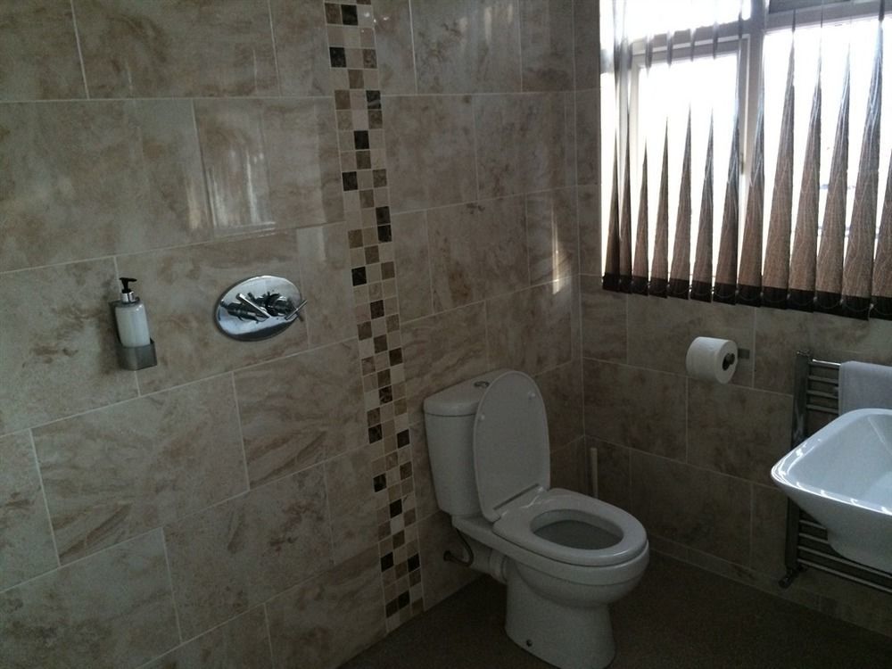 Guest house Clifton House 3*