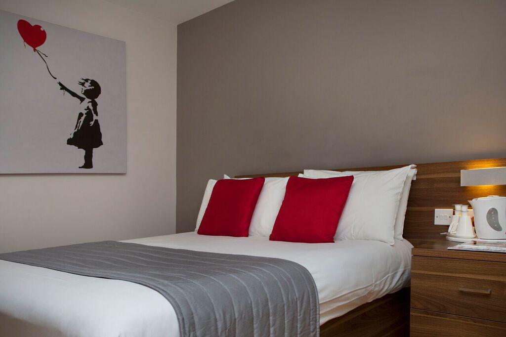Hotel Britannia Study Brighton
