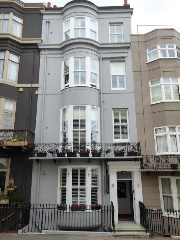 Pavilions Hotel 4*