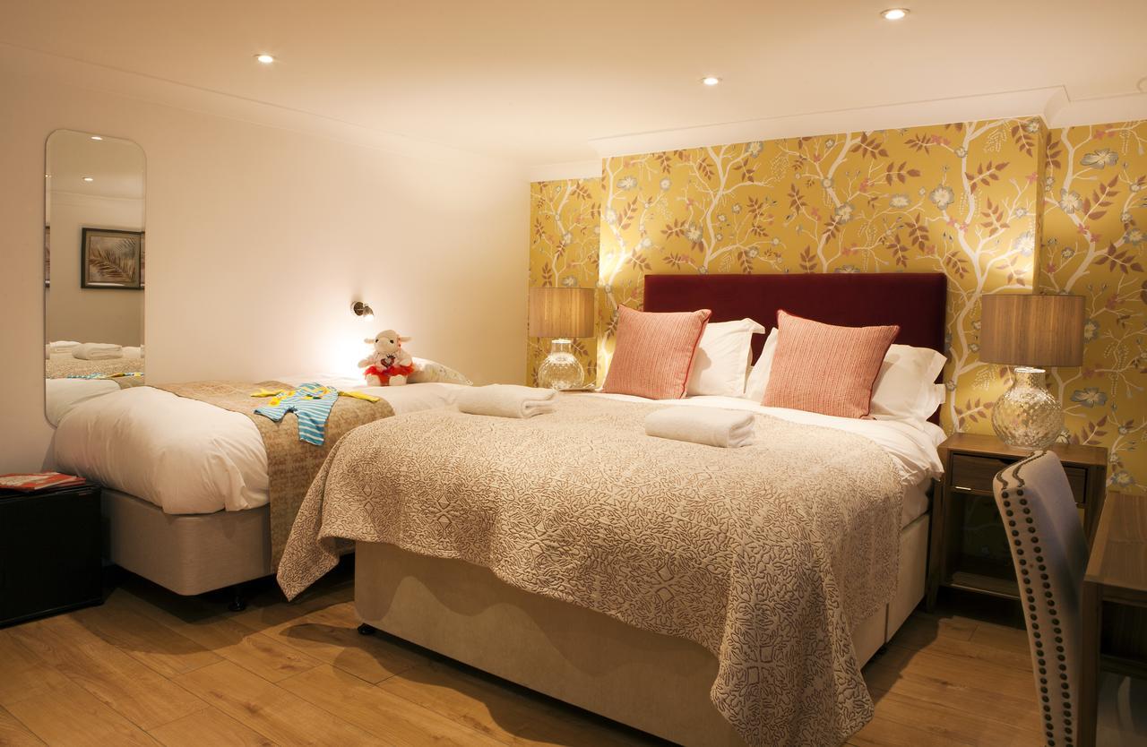 Sea Spray Guest house 4*