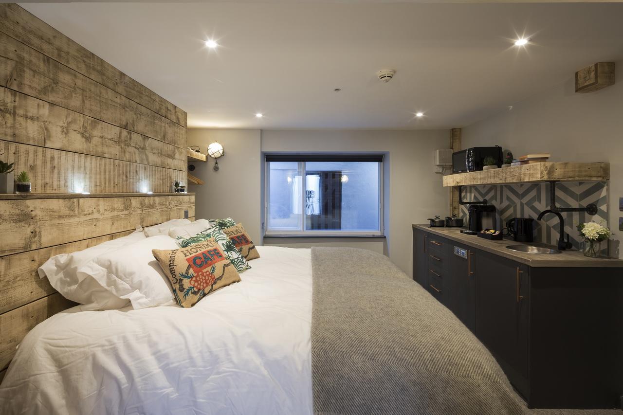 One Broad Street Hotel