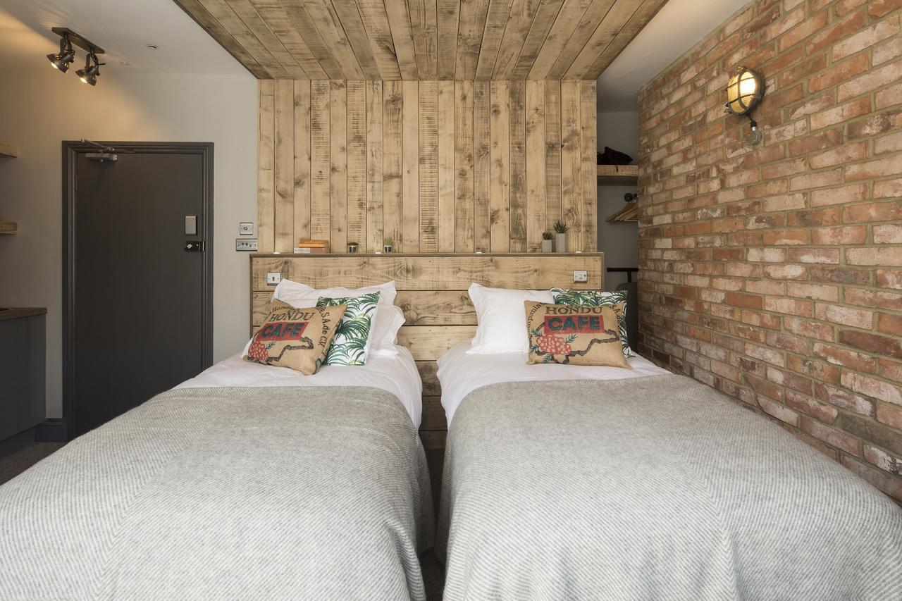 Hotel One Broad Street 3*