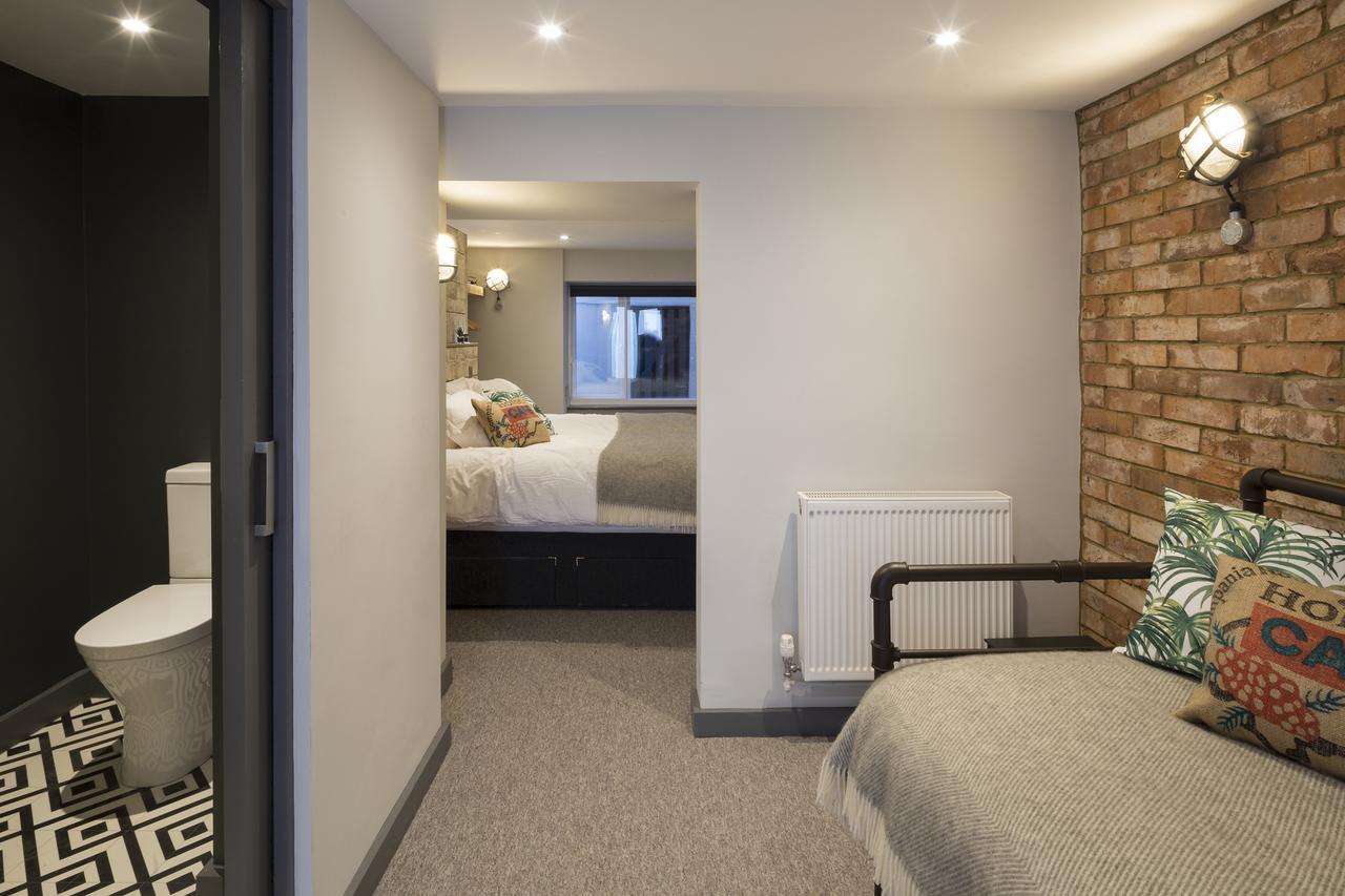 Hotel One Broad Street 3*